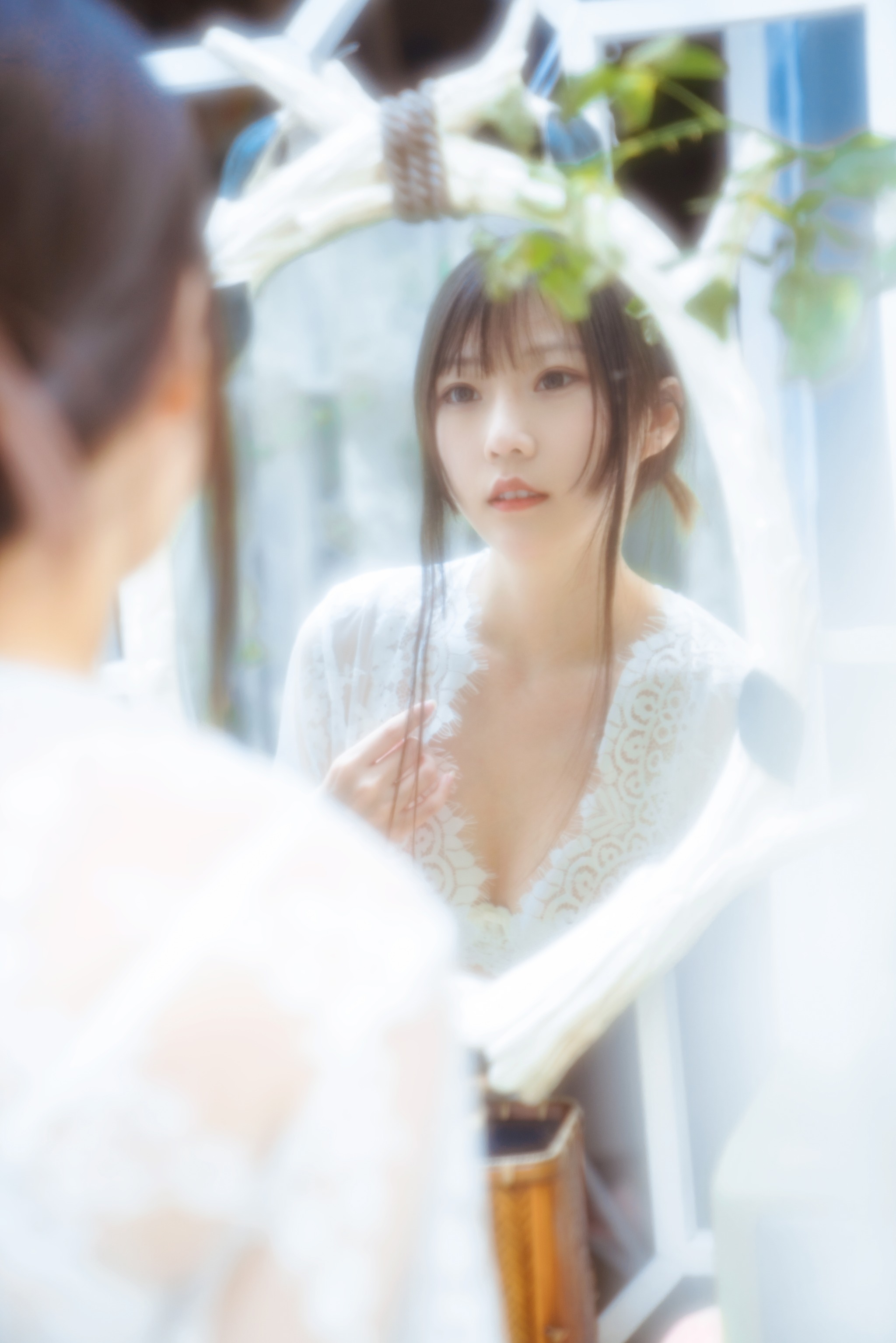 香草喵露露 - NO.005 玻璃房少女 [76P]-XikXak